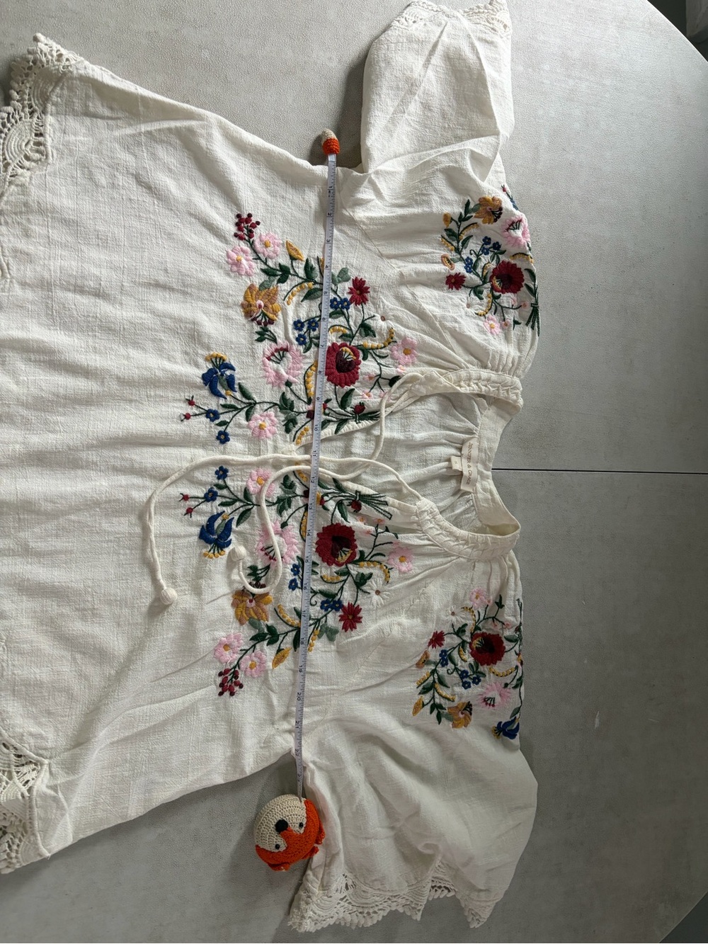 White V-Neck Embroidered Tunic Top with Floral Detail - Picture 6 of 7
